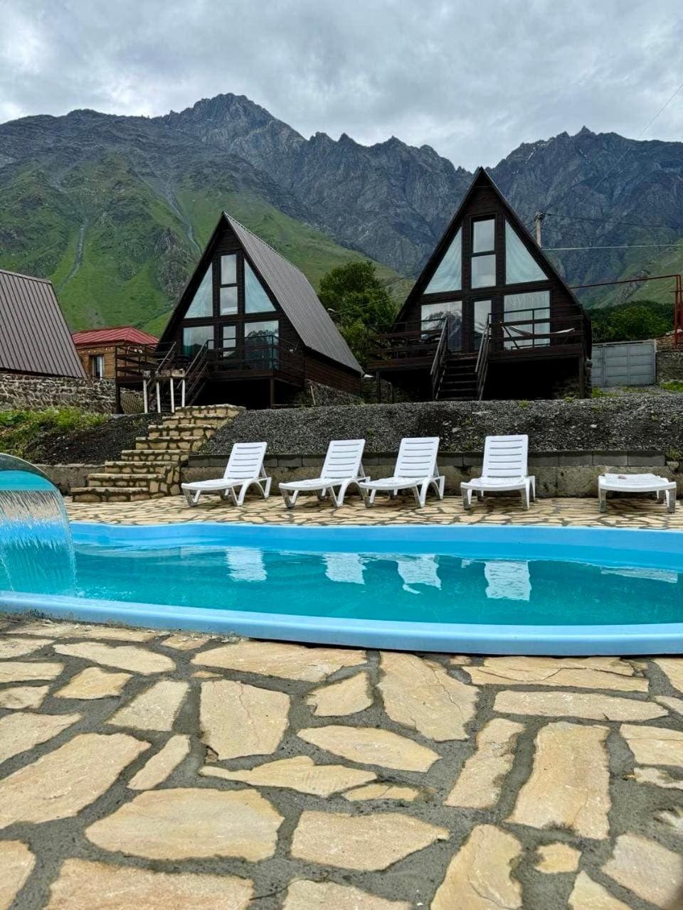 Morning Star Kazbegi Villa ภายนอก รูปภาพ